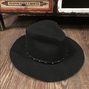 Fashion black hat